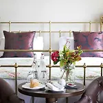 Hotel No.1 Pery Square &