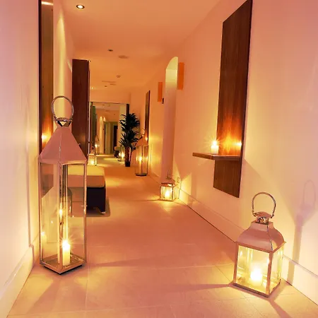 No.1 Pery Square & Hotel 4*