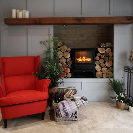 No.1 Pery Square & Hotel 4*