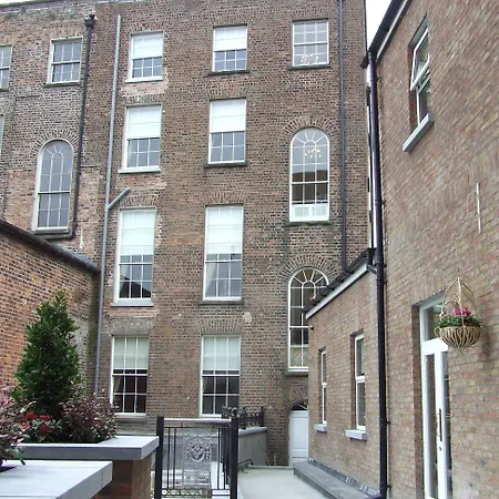 No.1 Pery Square & 4*