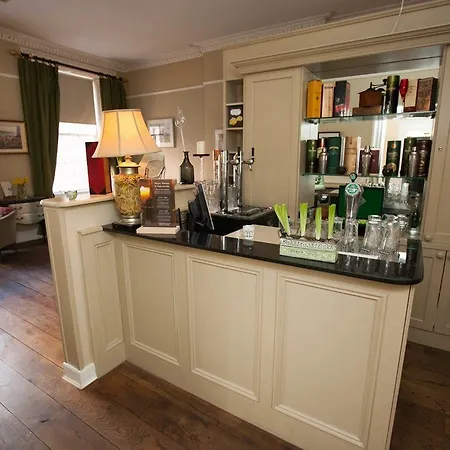 No.1 Pery Square & Limerick Junction