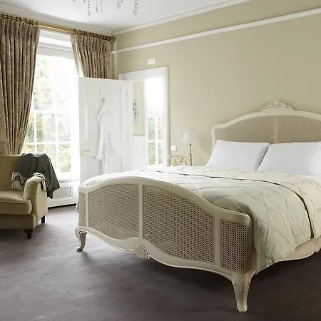 No.1 Pery Square & 4*