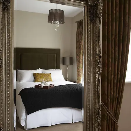 No.1 Pery Square & Hotel