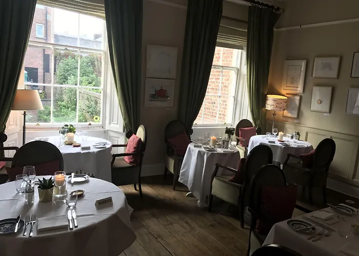 Hotel No.1 Pery Square & 4*