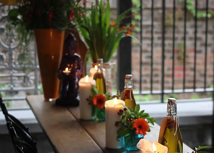 No.1 Pery Square & Hotel