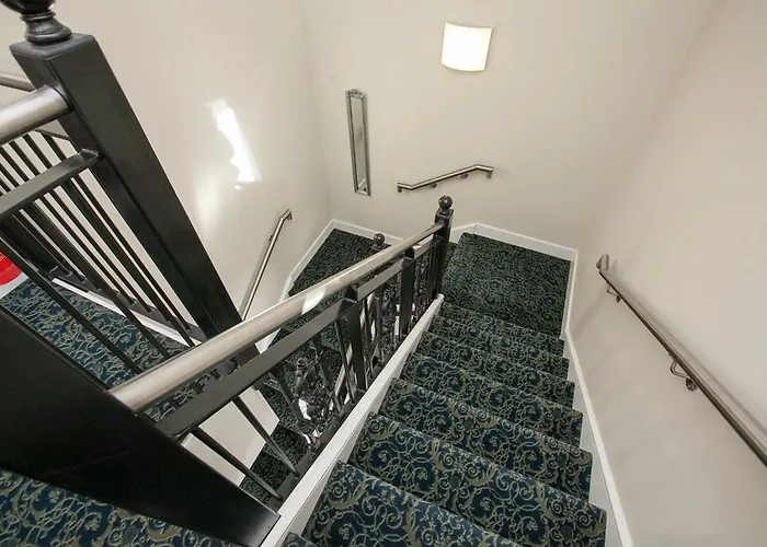 一号佩瑞广场温泉酒店 Limerick Junction