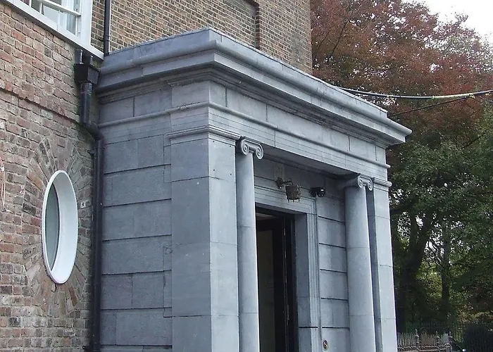 Hotel No.1 Pery Square & 4*